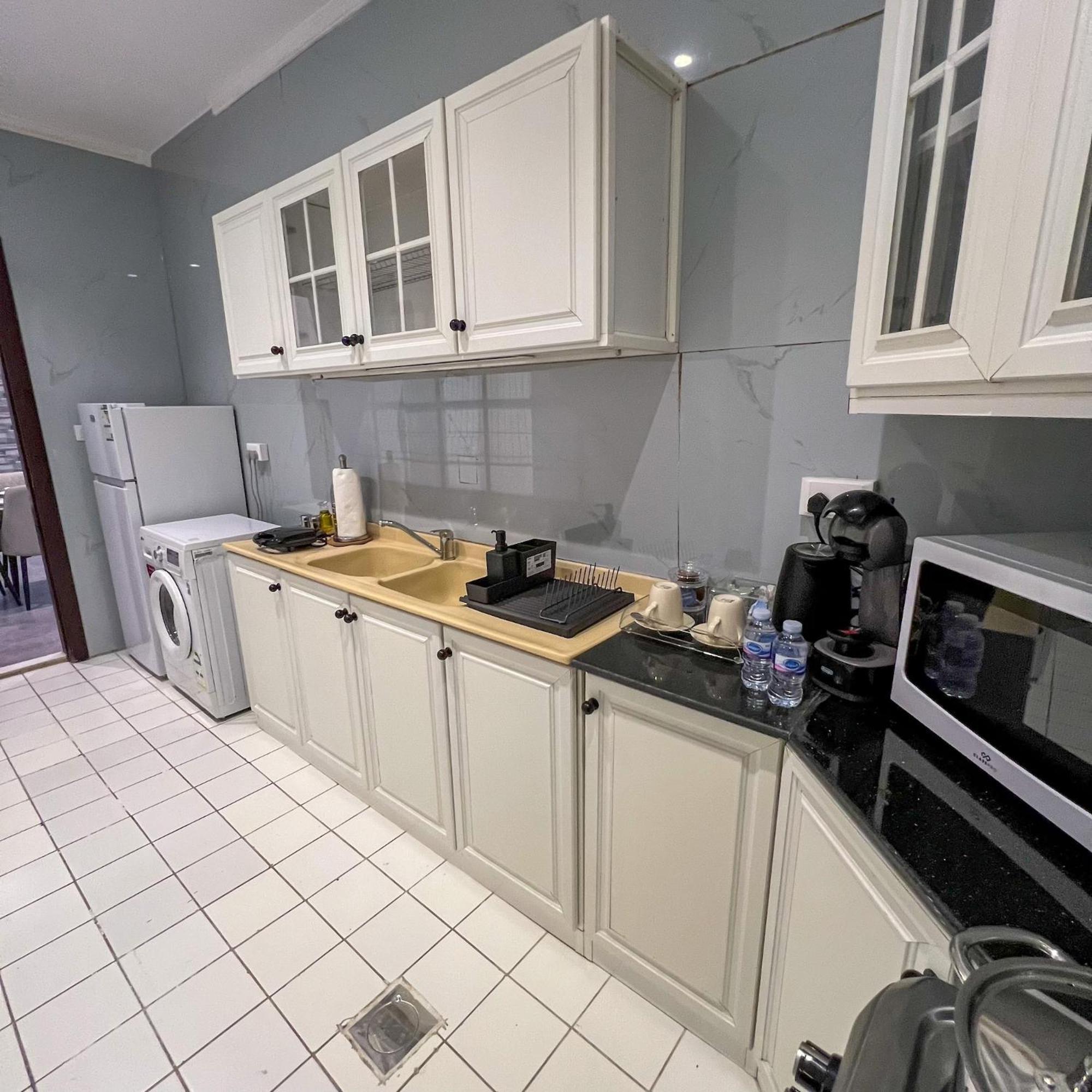 The Red Sea Apartment شقة البحر الأحمر Dzsidda Kültér fotó